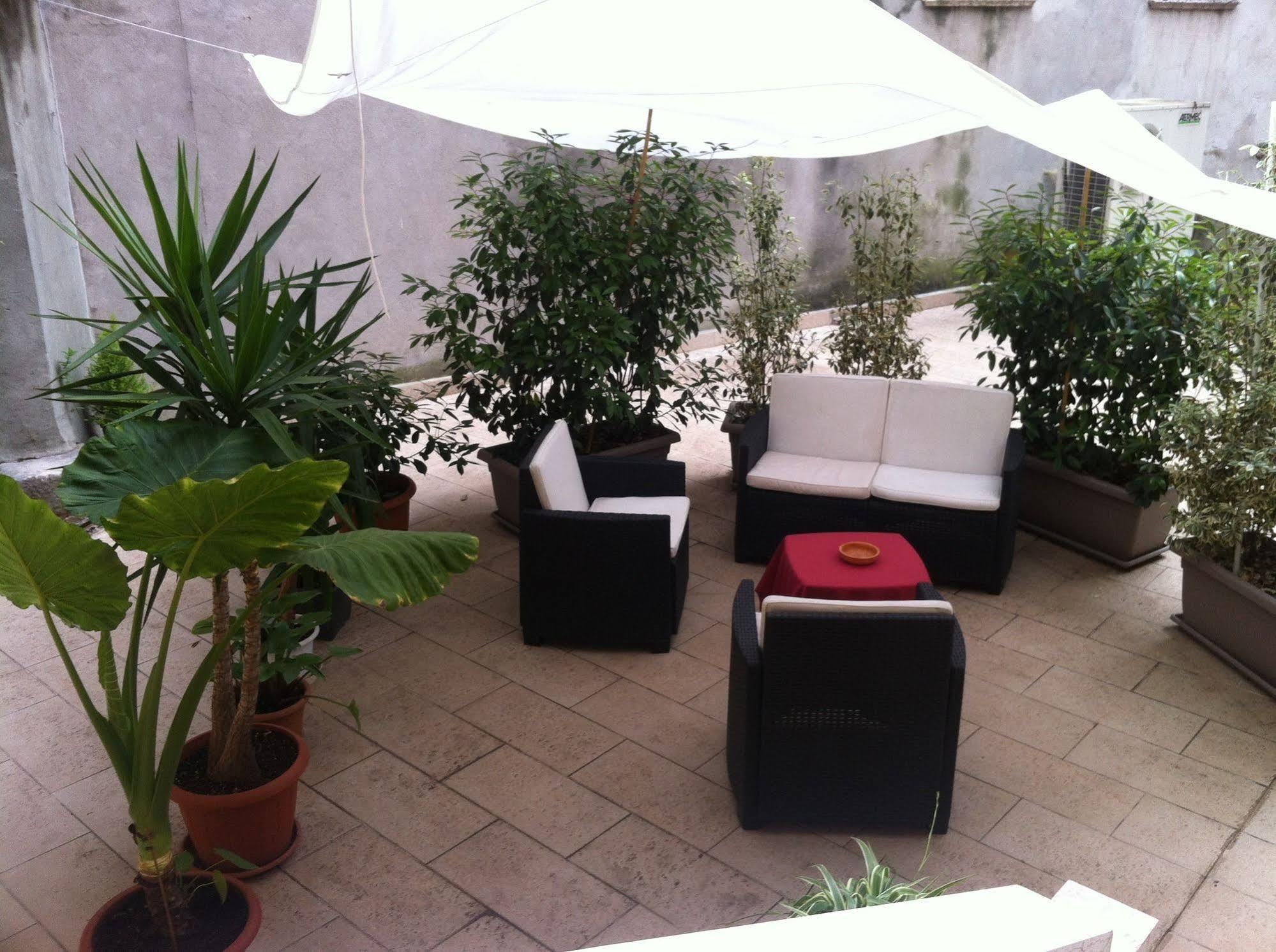 Romeo Design Rooms Verona Exterior foto